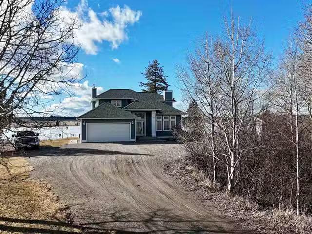 House for sale in 108 Mile Ranch, 100 Mile House, 5456 Carlson.