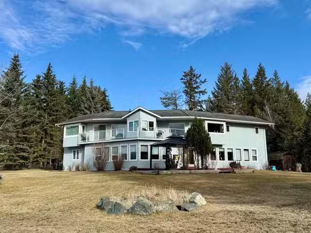 House for sale in 108 Mile Ranch, 100 Mile House, 5466 Donslee.