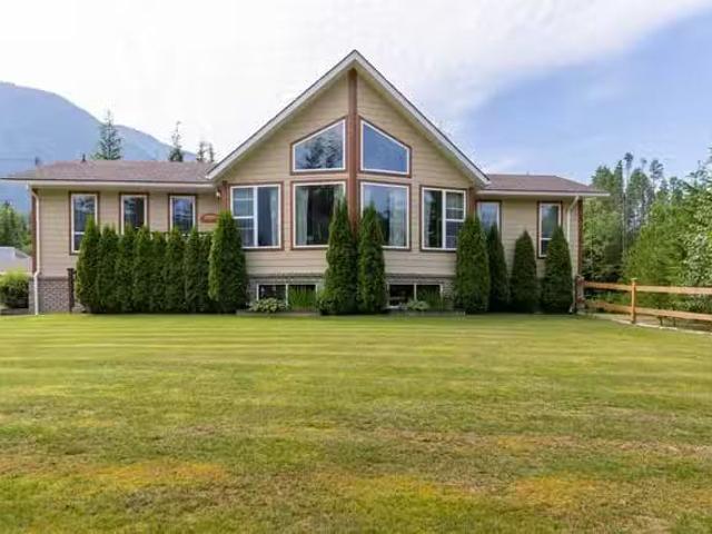 House for sale in Terrace, Terrace, 3009 Solomon Way, 263008979