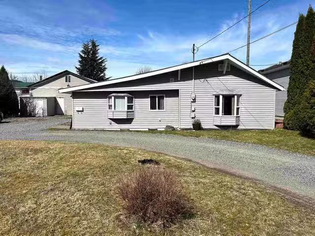 House for sale in Terrace, Terrace, 3832 Pine Avenue, 263131563