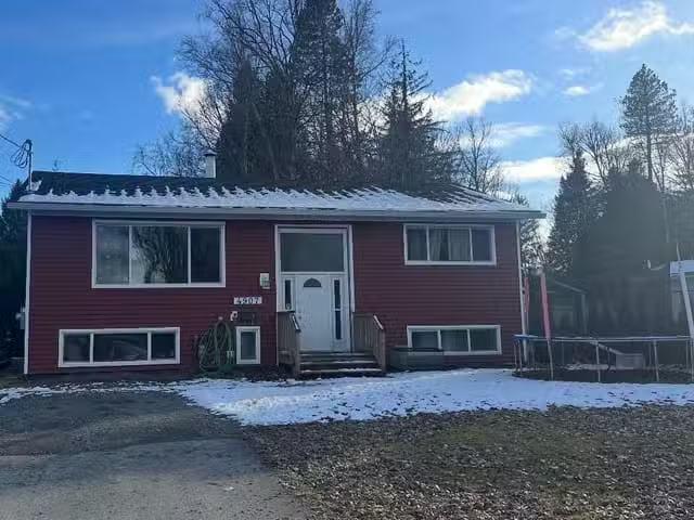 House for sale in Terrace, Terrace, A 4907 Mills Avenue, 26312.