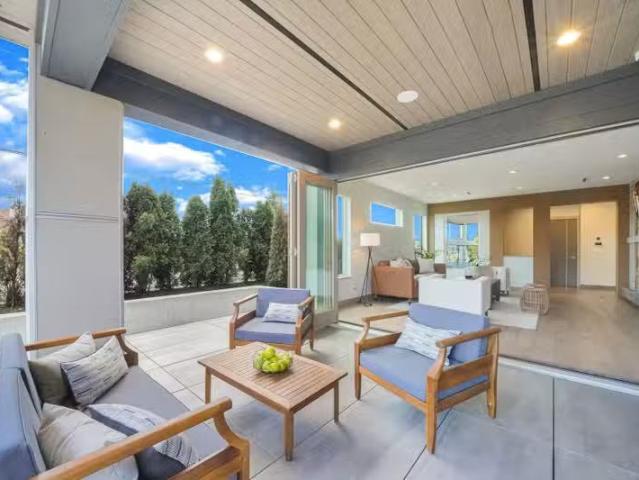 House for sale in Upper Deer Lake, Burnaby, Burnaby South, 650.