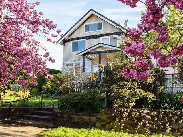 House for sale in Vancouver, Vancouver East, 111 E 61st Avenue.