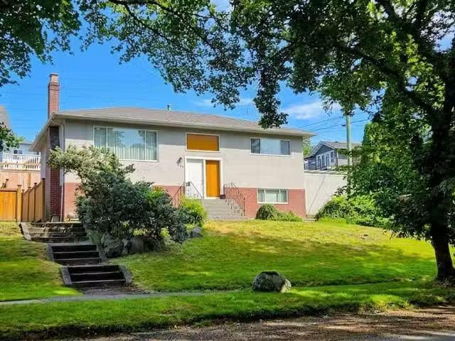 House for sale in Vancouver, Vancouver East, 120 Kootenay Stre.