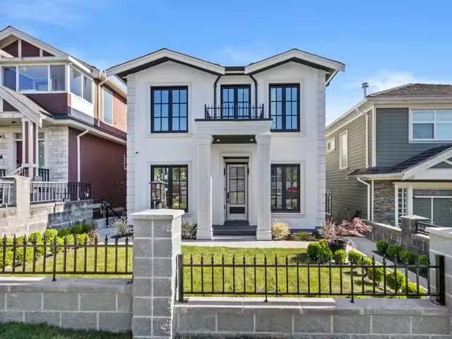 House for sale in Vancouver, Vancouver East, 134 E 63rd Avenue.