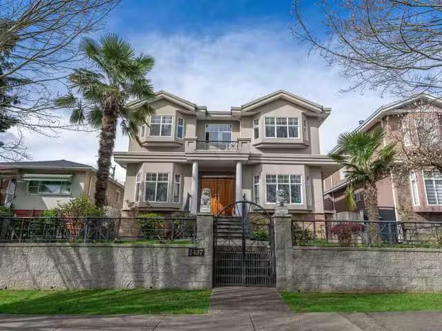 House for sale in Vancouver, Vancouver East, 1437 E 58th Avenu.