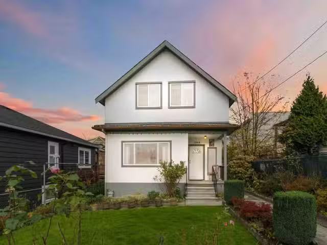 House for sale in Vancouver, Vancouver East, 1649 Grant Street.