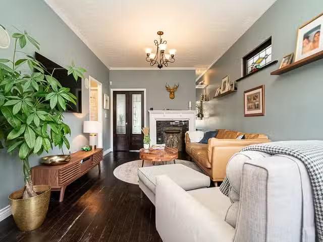 House for sale in Vancouver, Vancouver East, 1623 E 12th Avenu.
