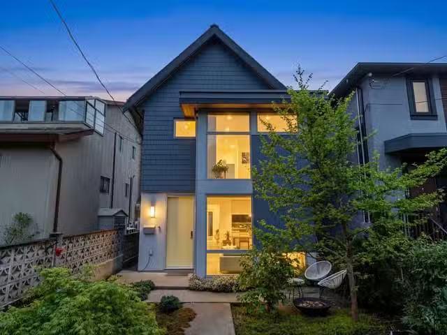 House for sale in Vancouver, Vancouver East, 1928 Templeton Dr.