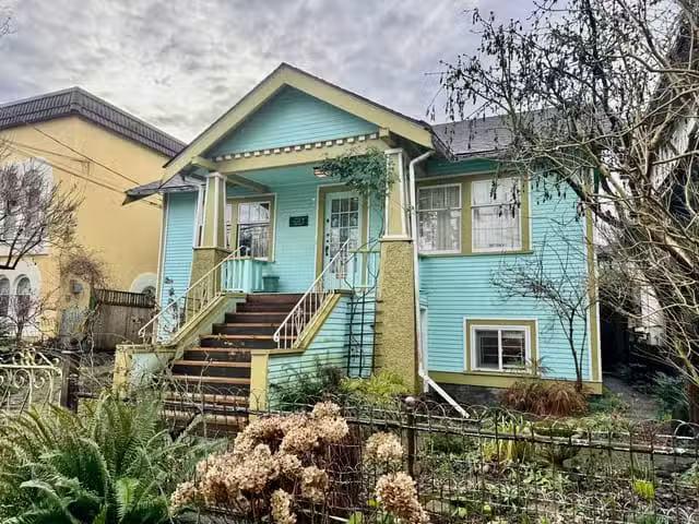 House for sale in Vancouver, Vancouver East, 2076 Turner Stree.