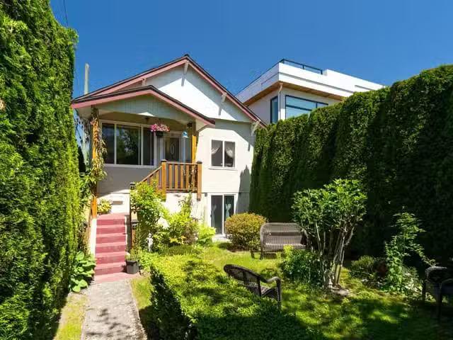 House for sale in Vancouver, Vancouver East, 219 E 38th Avenue.