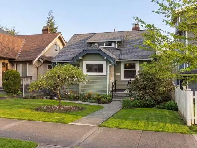 House for sale in Vancouver, Vancouver East, 2273 E 2nd Avenue.