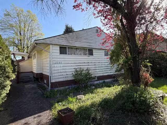 House for sale in Vancouver, Vancouver East, 2280 E 54th Avenu.