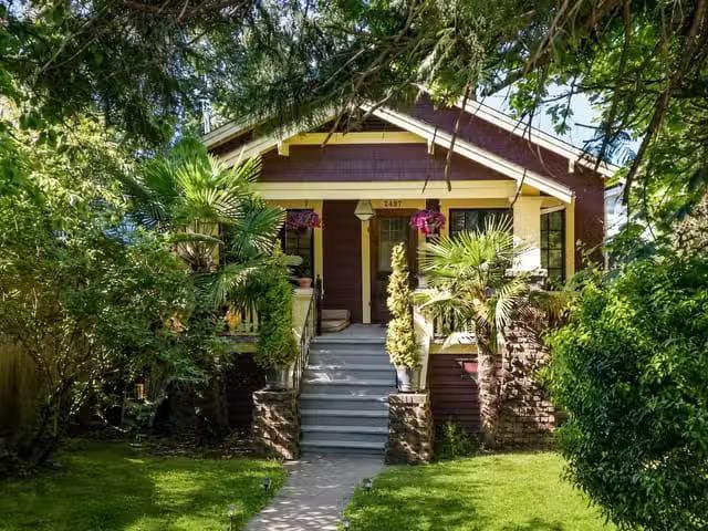 House for sale in Vancouver, Vancouver East, 2497 Wall Street.