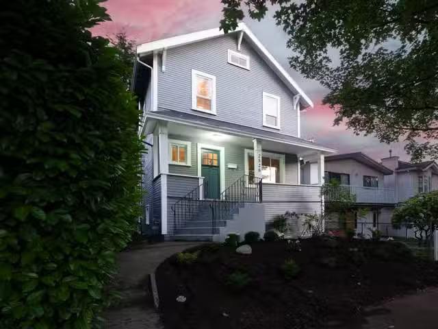 House for sale in Vancouver, Vancouver East, 2528 Adanac Stree.