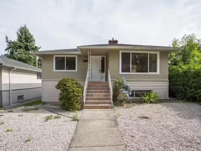 House for sale in Vancouver, Vancouver East, 2536 E 29th Avenu.