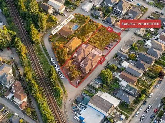 House for sale in Vancouver, Vancouver East, 2675 Vanness Aven.