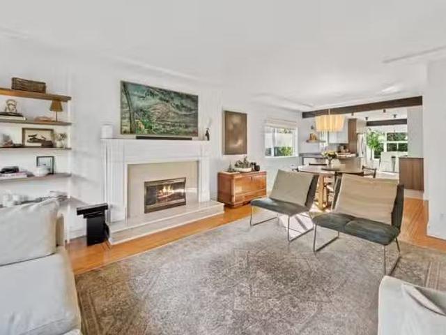 House for sale in Vancouver, Vancouver East, 2624 E 1st Avenue.