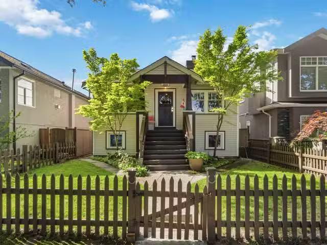 House for sale in Vancouver, Vancouver East, 2628 William Stre.