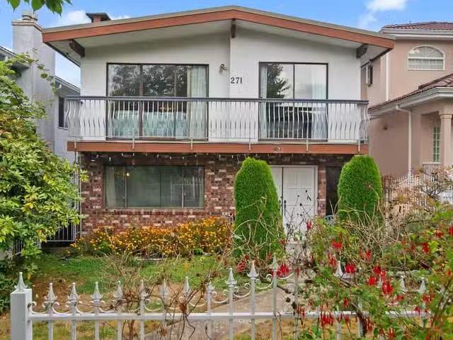 House for sale in Vancouver, Vancouver East, 271 E 38th Avenue.