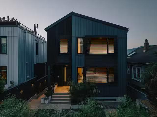 House for sale in Vancouver, Vancouver East, 2913 Trinity Stre.
