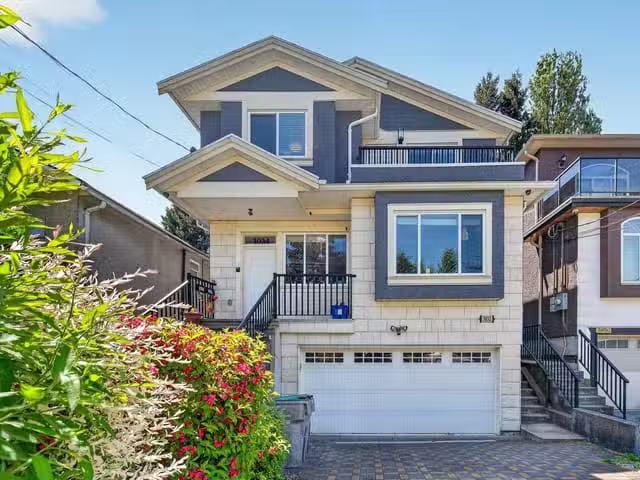 House for sale in Vancouver, Vancouver East, 3034 Kings Avenue.