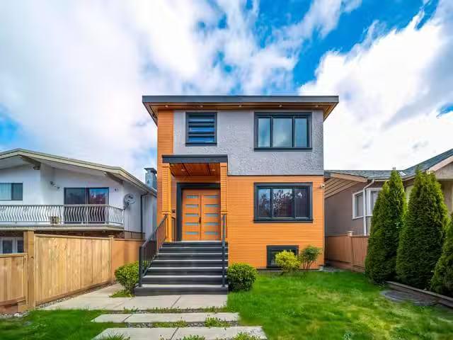 House for sale in Vancouver, Vancouver East, 3123 E 7th Avenue.