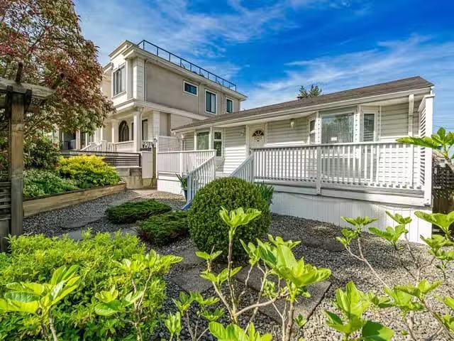 House for sale in Vancouver, Vancouver East, 3335 Dieppe Drive.