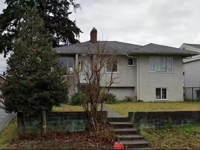 House for sale in Vancouver, Vancouver East, 3507 Monmouth Ave.