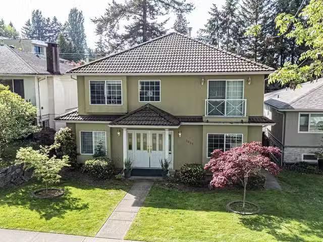 House for sale in Vancouver, Vancouver East, 3529 Gladstone St.