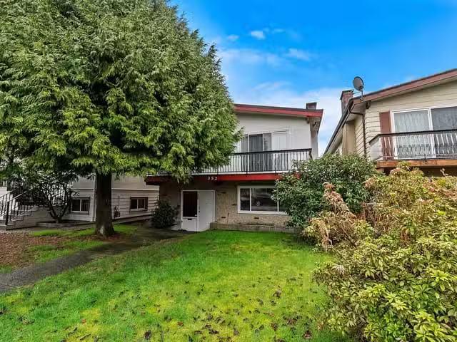 House for sale in Vancouver, Vancouver East, 352 E 38th Avenue.