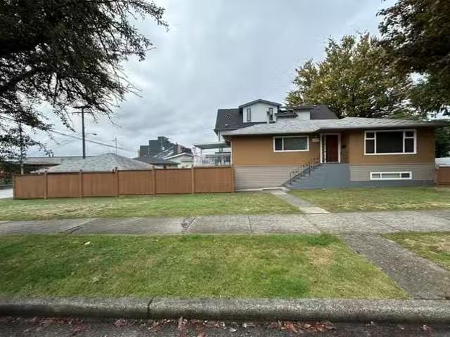 House for sale in Vancouver, Vancouver East, 375 Skeena Street.