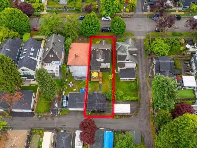 House for sale in Vancouver, Vancouver East, 423 E 37th Avenue.