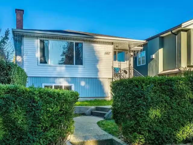 House for sale in Vancouver, Vancouver East, 447 E 30th Avenue.