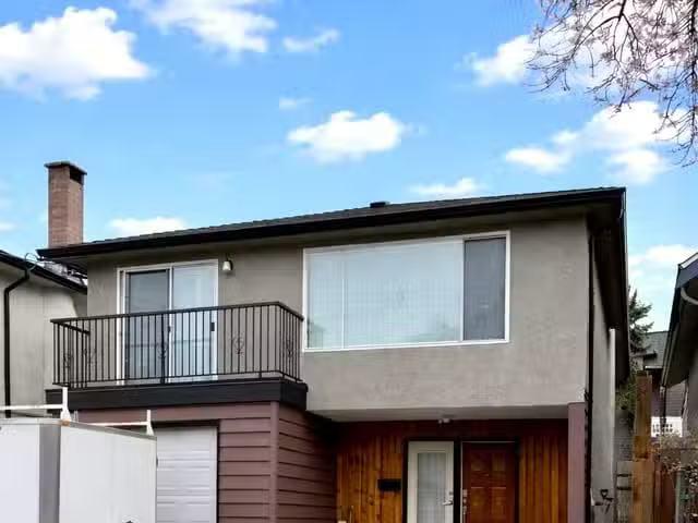 House for sale in Vancouver, Vancouver East, 4882 Moss Street.