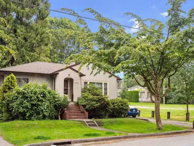 House for sale in Vancouver, Vancouver East, 5454 Melbourne St.
