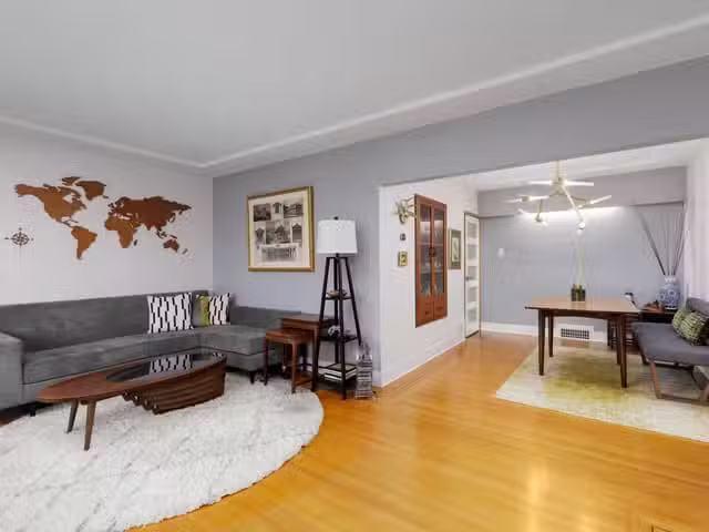 House for sale in Vancouver, Vancouver East, 5935 Prince Alber.