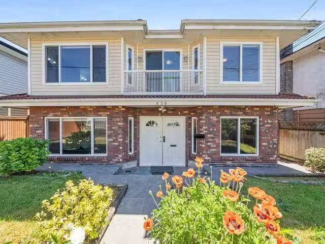 House for sale in Vancouver, Vancouver East, 638 E 61st Avenue.