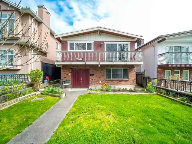 House for sale in Vancouver, Vancouver East, 6626 Inverness St.