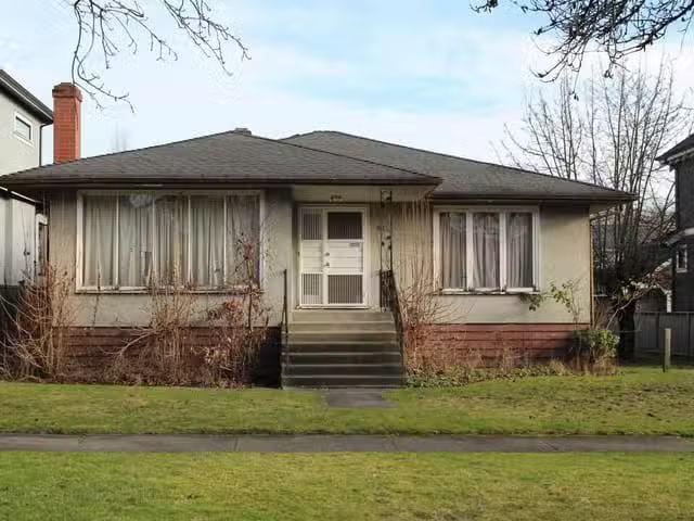 House for sale in Vancouver, Vancouver East, 7160 Inverness St.