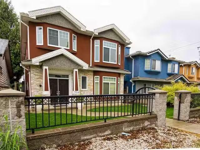 House for sale in Vancouver, Vancouver East, 728 E 49th Avenue.