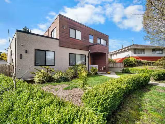 House for sale in Vancouver, Vancouver East, 7493 Gatineau Pla.