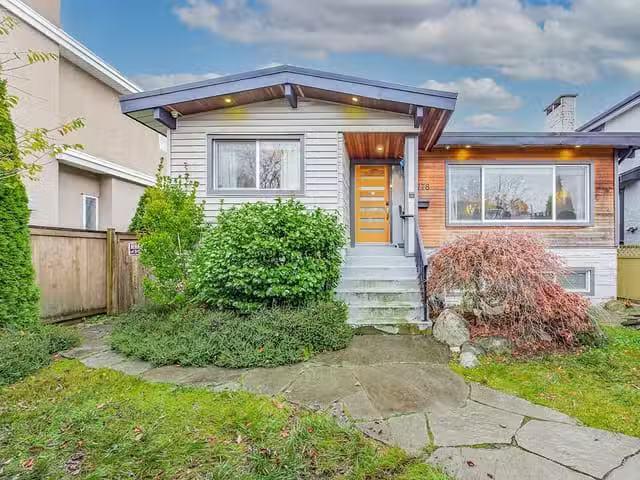 House for sale in Vancouver, Vancouver East, 778 E 52nd Avenue.