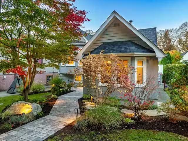 House for sale in Vancouver, Vancouver East, 855 E 22nd Avenue.