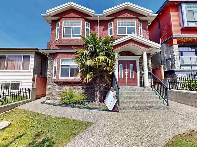 House for sale in Vancouver, Vancouver East, 919 E 64th Avenue.
