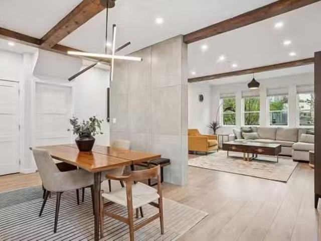 House for sale in Vancouver, Vancouver East, 933 Mc Lean Drive.