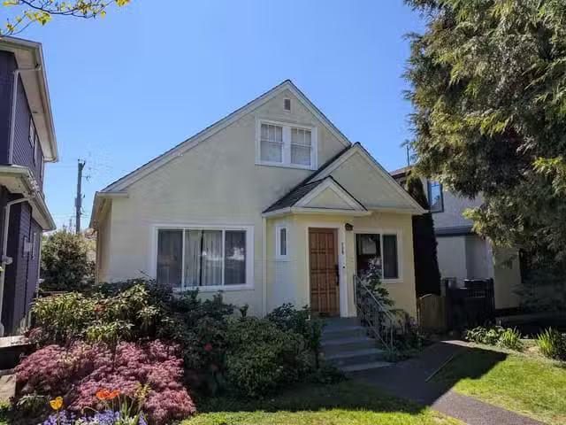House for sale in Vancouver, Vancouver West, 134 W 40th Avenue.