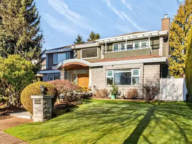 House for sale in Vancouver, Vancouver West, 1369 W 55th Avenu.