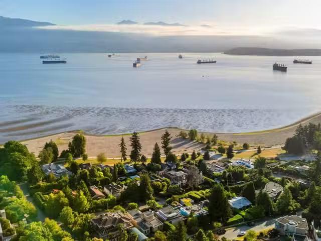 House for sale in Vancouver, Vancouver West, 1550 Blanca Stree.