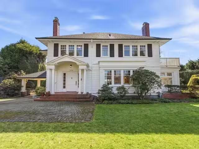 House for sale in Vancouver, Vancouver West, 1570 W 36th Avenu.